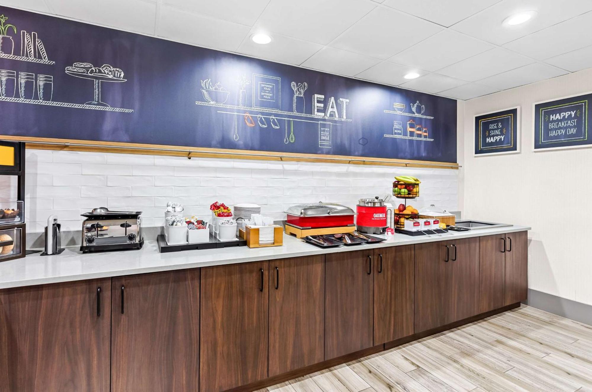 Hampton Chicago-naperville Hotel 3*