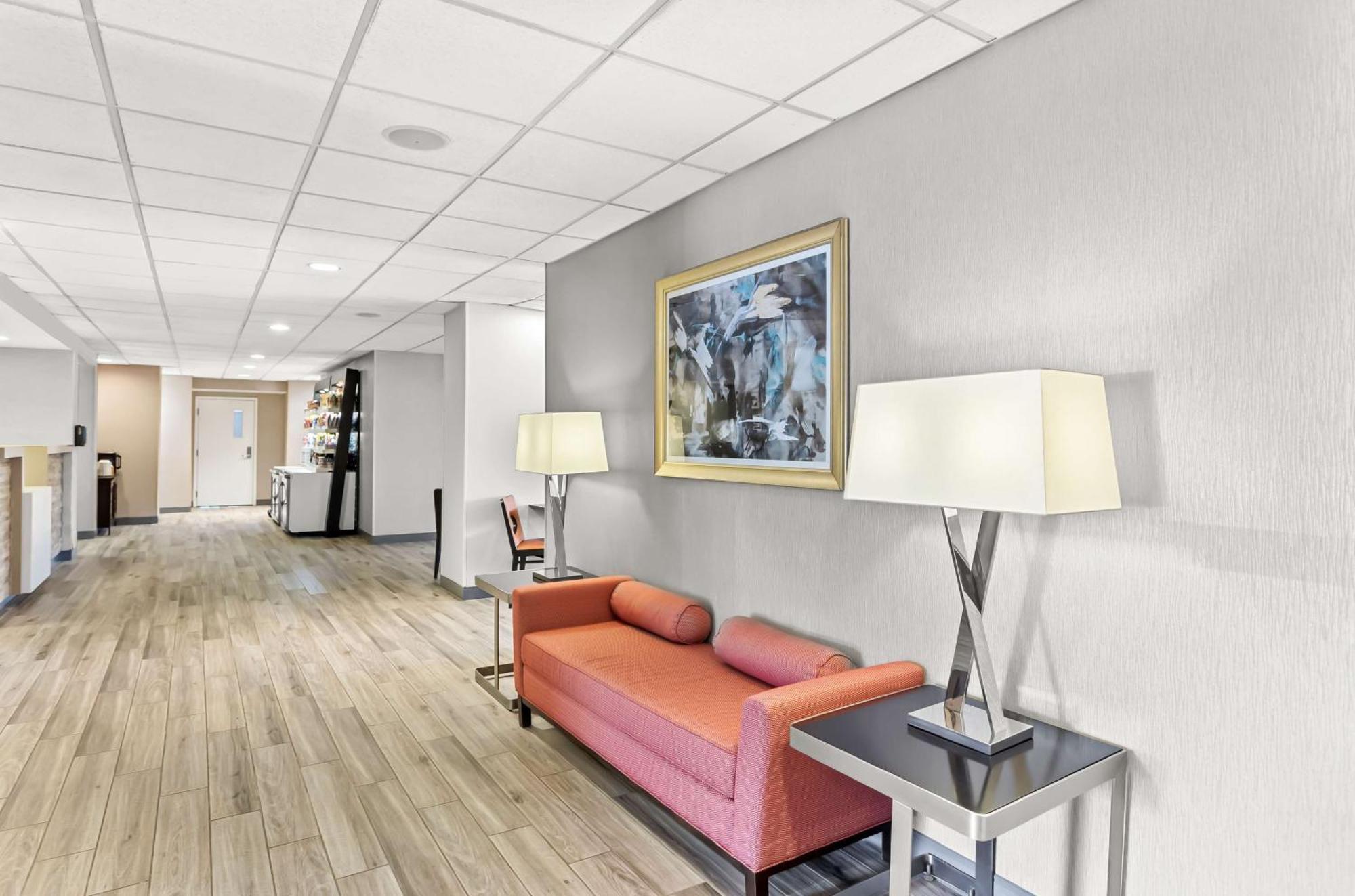 Hampton Chicago-naperville Hotel
