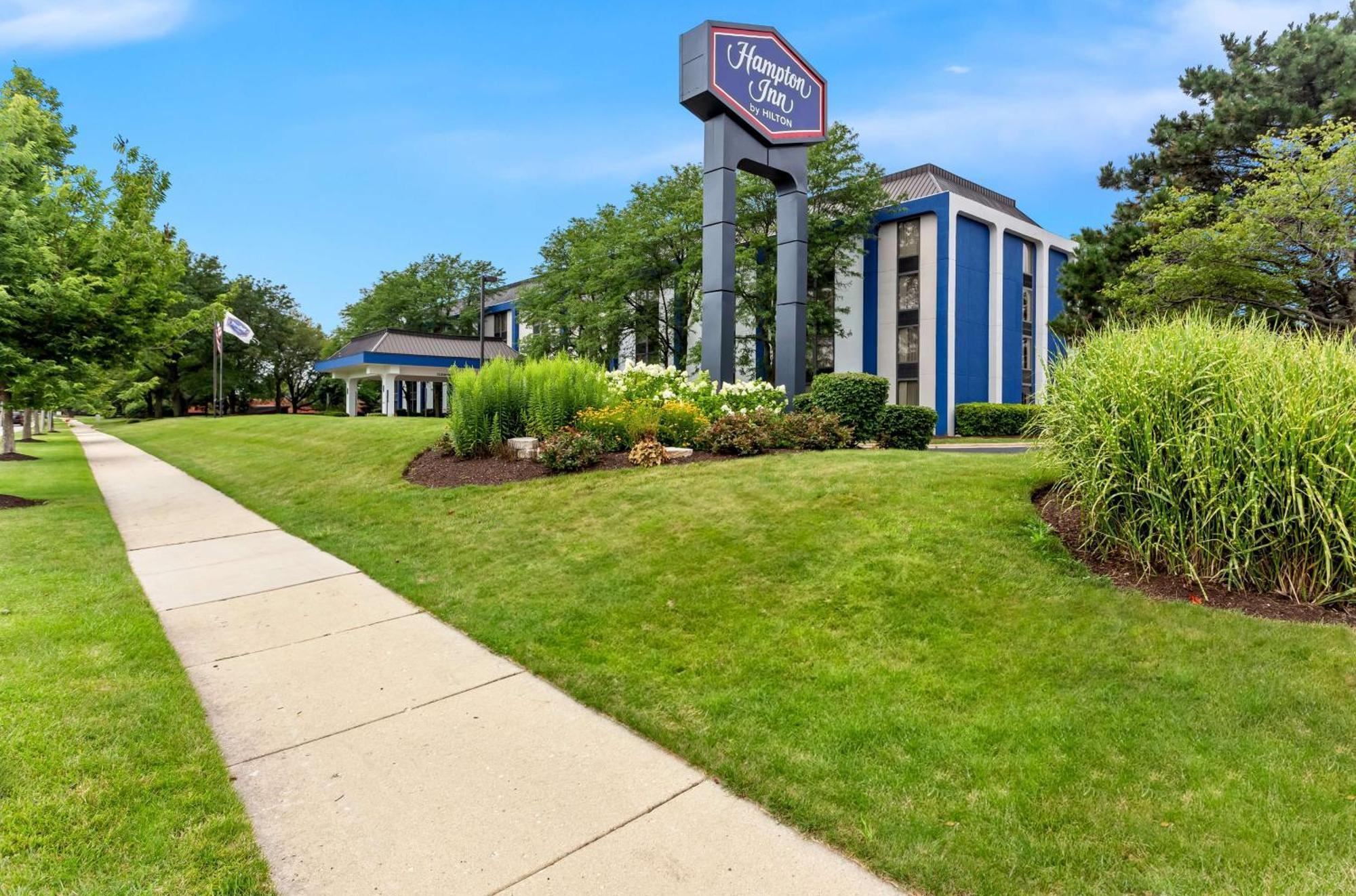 Hotel Hampton Chicago-naperville 3*